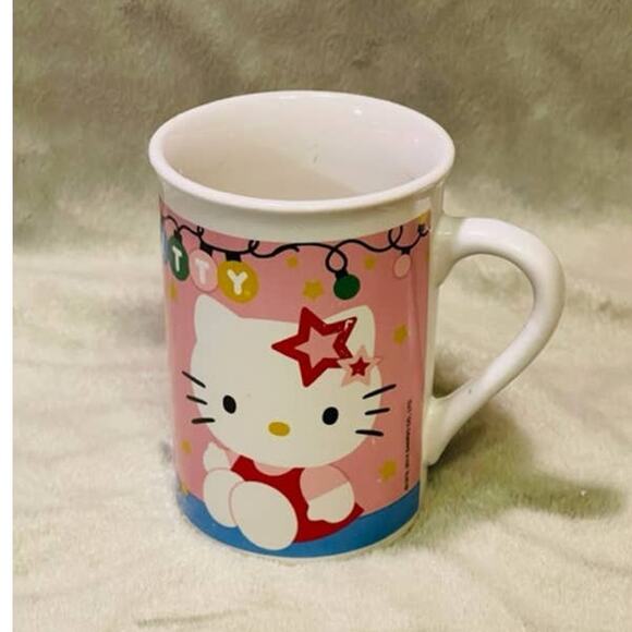 Hello Kitty 2014 Ceramic 10oz Christmas Mug - Picture 3 of 7